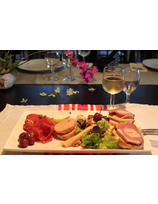 Recette de salade au foie gras, jambon et gésiers de canard